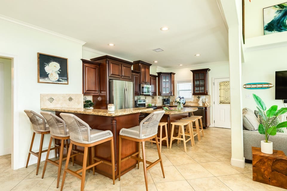 House, Multiple Beds, Patio, Partial Ocean View | Interior