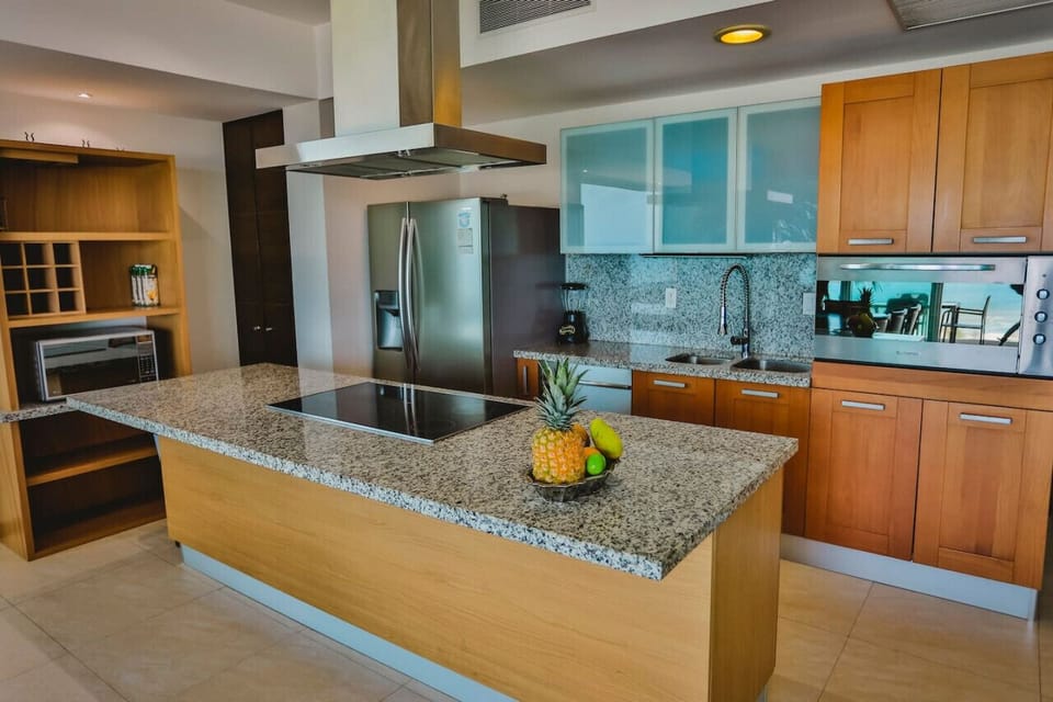 Fully equipped kitchen
