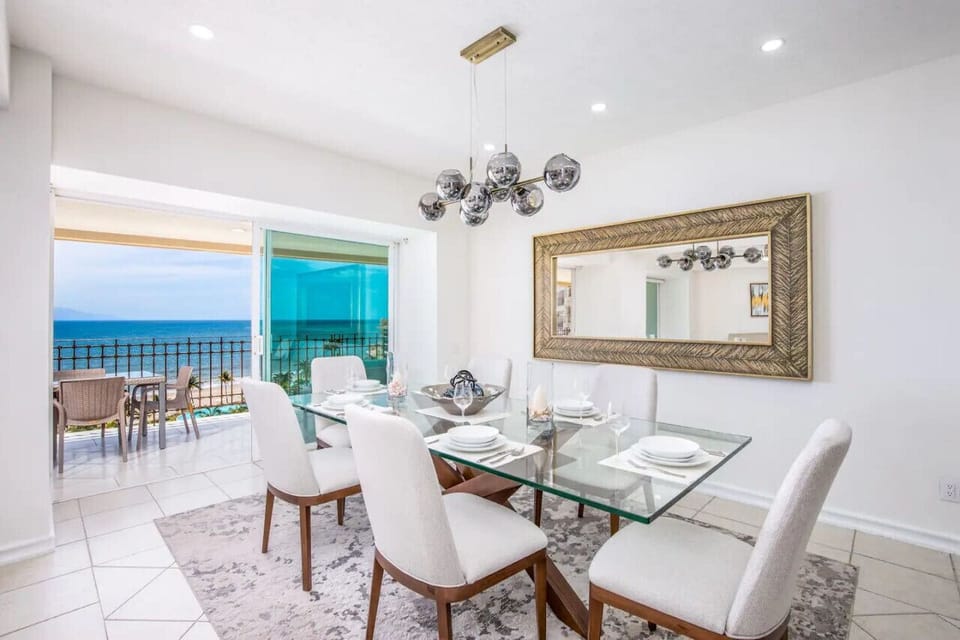 Living/dining area with ocean views