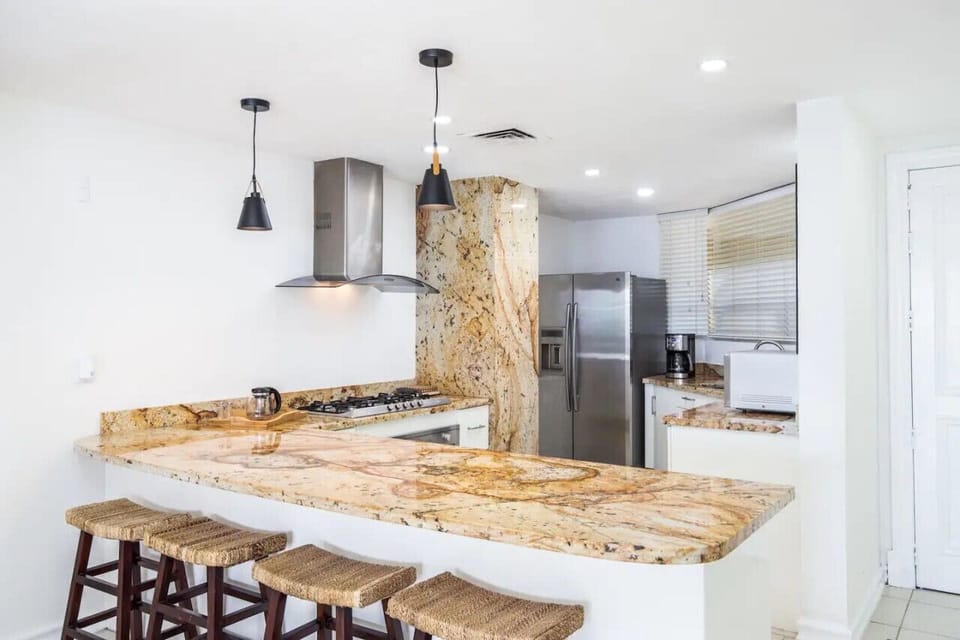 Fully equipped kitchen