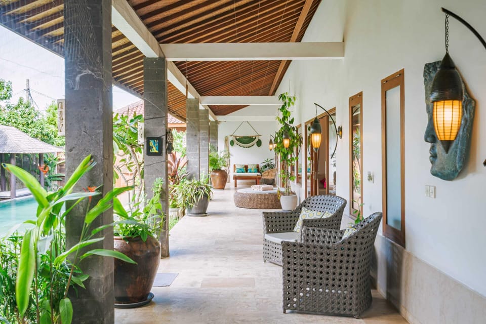 Basic Villa | Terrace/patio