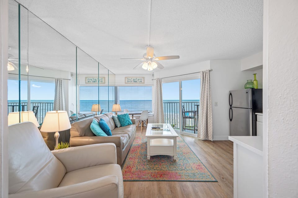 Gulf View & Private balcony