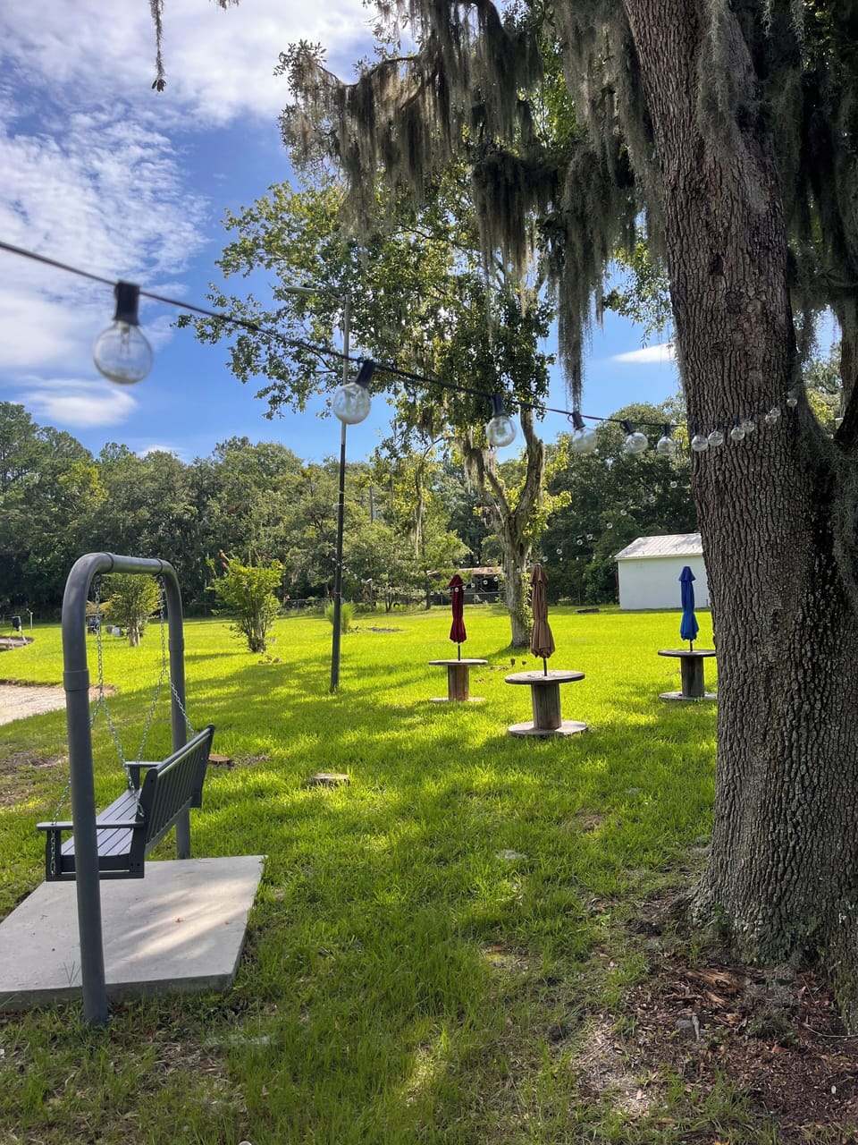 Entertainment area by the pond. 