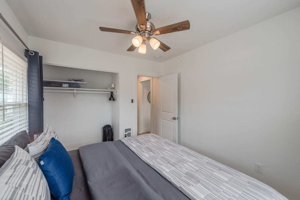 #StayInMyDistrict #CoosCottageCollection #CoosBay #BookDirect