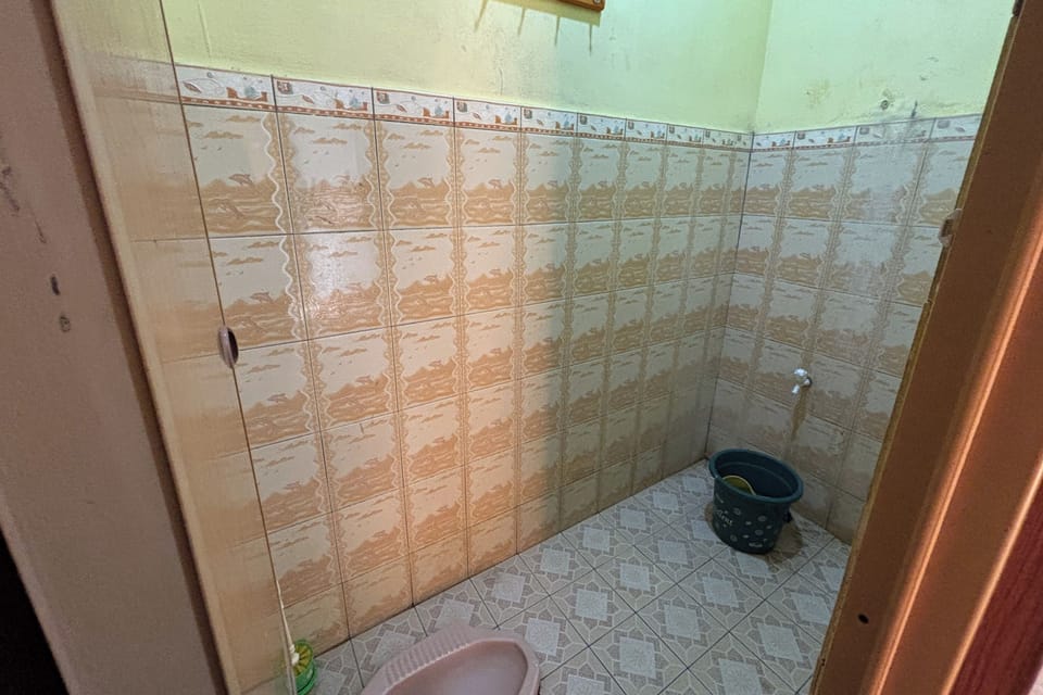 Standard Room | Bathroom | Shower, rainfall showerhead, free toiletries, hair dryer