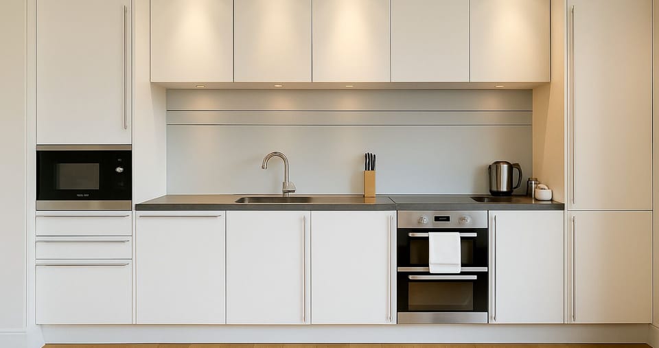 Superior Apartment, 1 Double Bed | Private kitchen | Dining tables