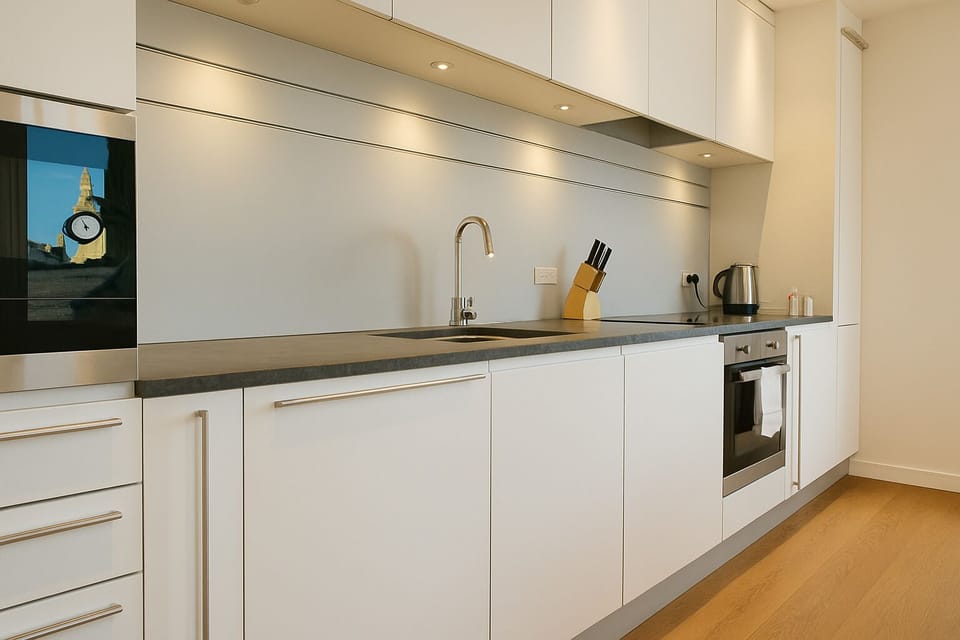 Superior Apartment, 1 Double Bed | Private kitchen | Dining tables