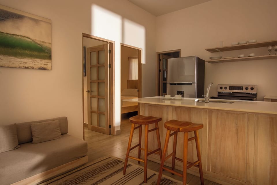 Deluxe House, 2 Bedrooms | Living area