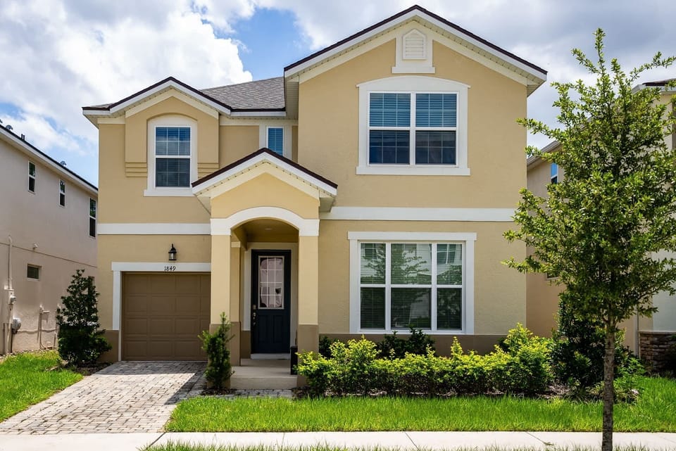 Brand New 6 Bedroom Home