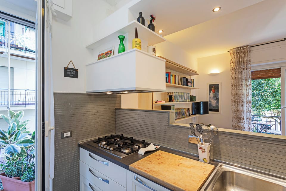 Apartment | Private kitchen | Electric kettle, dining tables