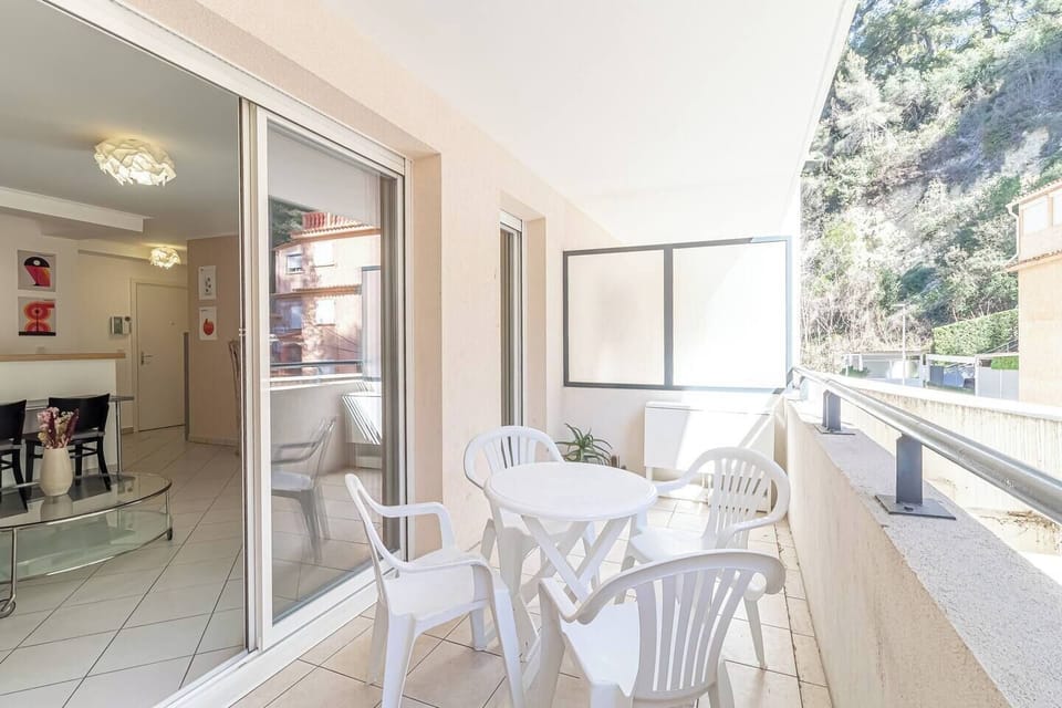petite terrasse pour manger à l'extérieur