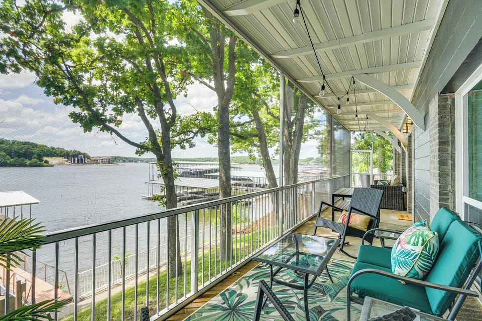 Screened Deck | Gas Grill | Lake Views | Boat Dock