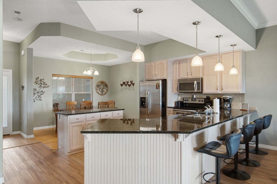 Full Kitchen with Upgraded Stainless Appliances