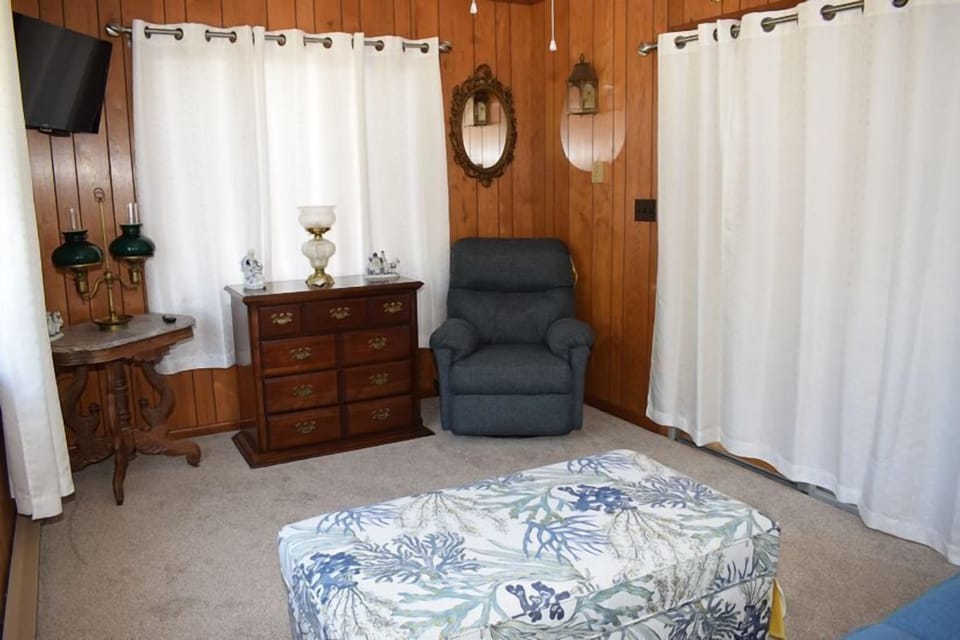 4th private sleeping area