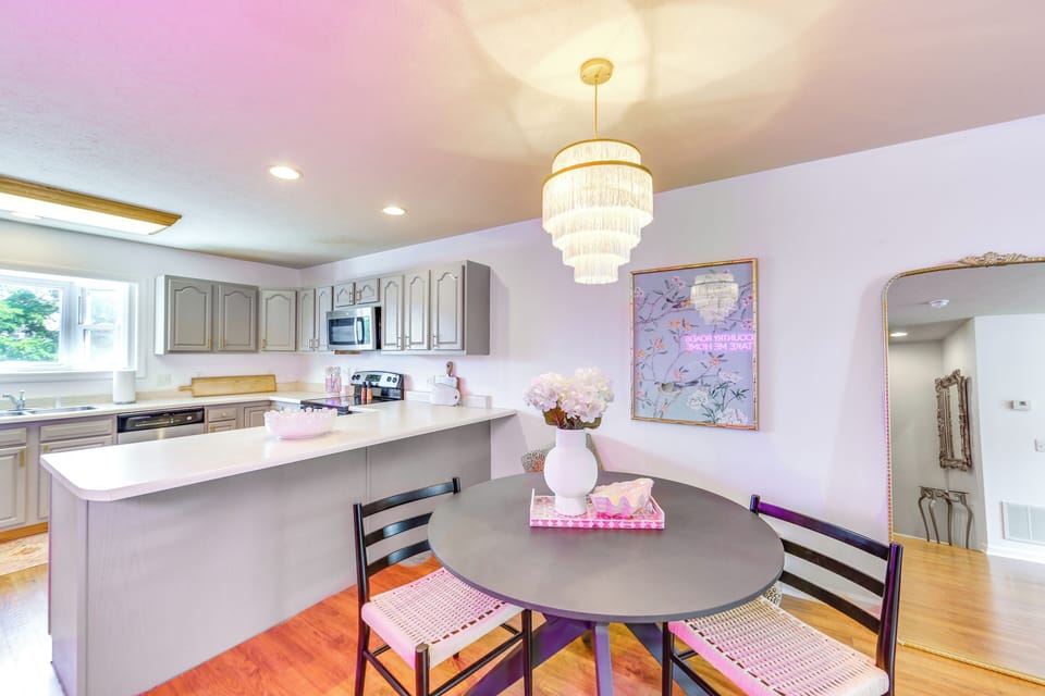 Dining Area | Dishware/Flatware | Coffee Bar | 2nd Floor