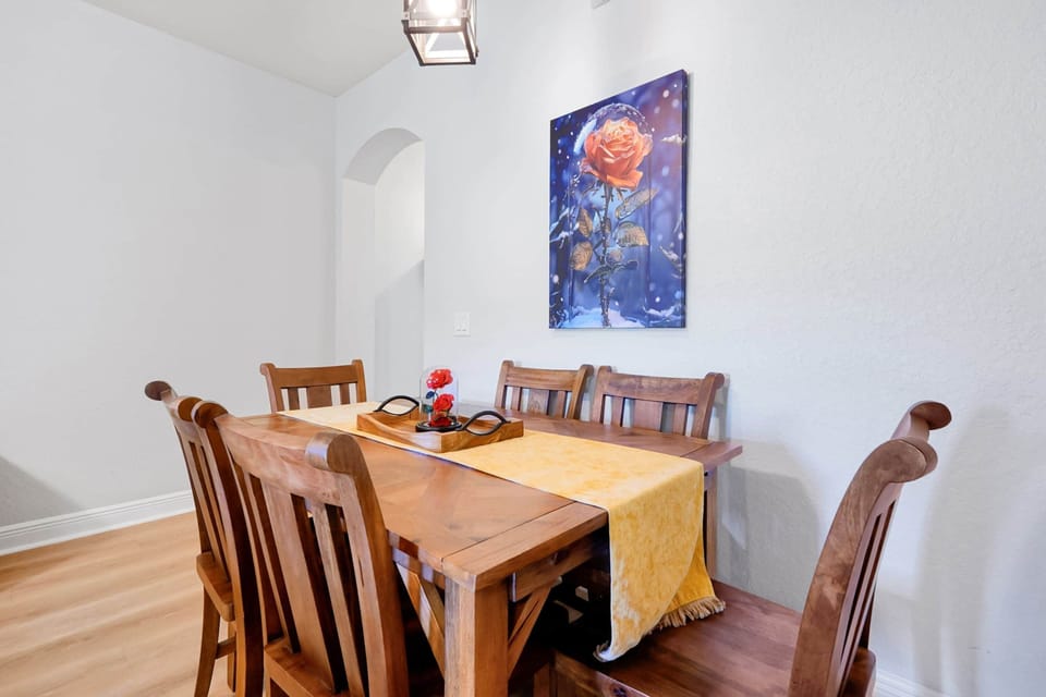 Calabria dining room table