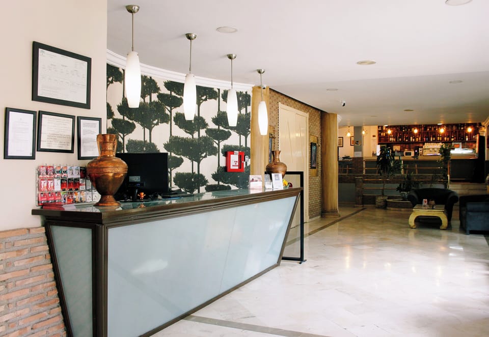 Los Galanes Hotel in Granada