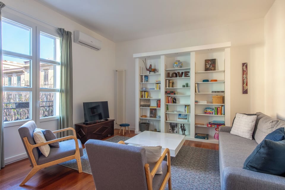Apartment, Balcony | Living area | 35-inch TV with digital channels