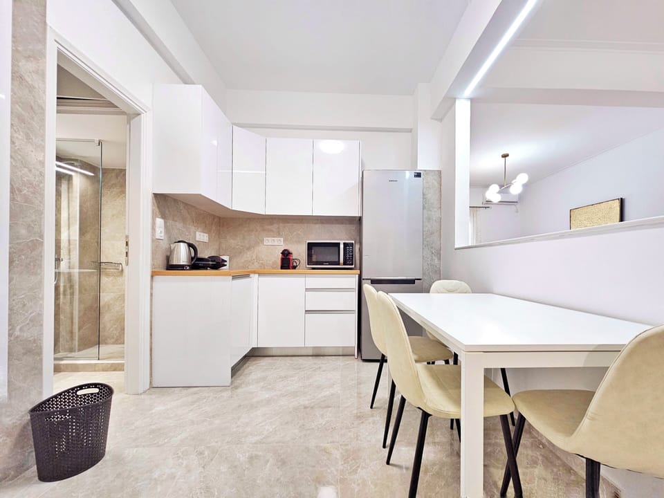 Superior Apartment, City View | Private kitchen | Full-size fridge, microwave, oven, stovetop