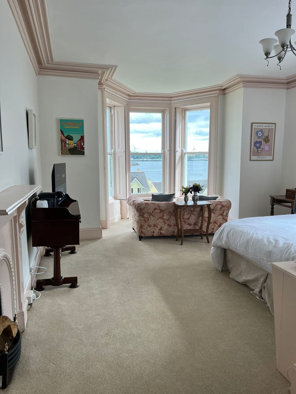 Deluxe Double Room, Sea View | Iron/ironing board (on request), WiFi (free)