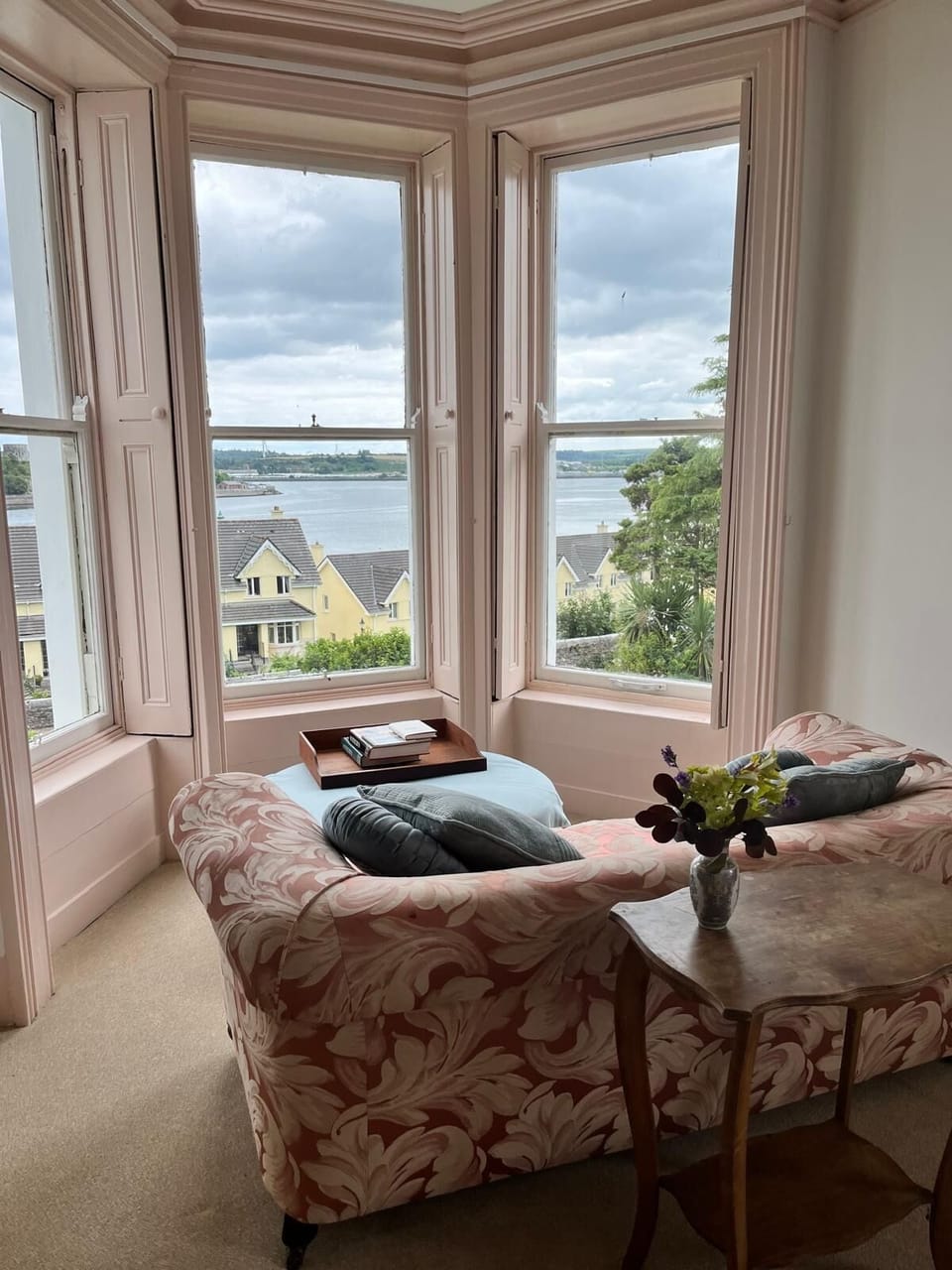 Deluxe Double Room, Sea View | Iron/ironing board (on request), WiFi (free)