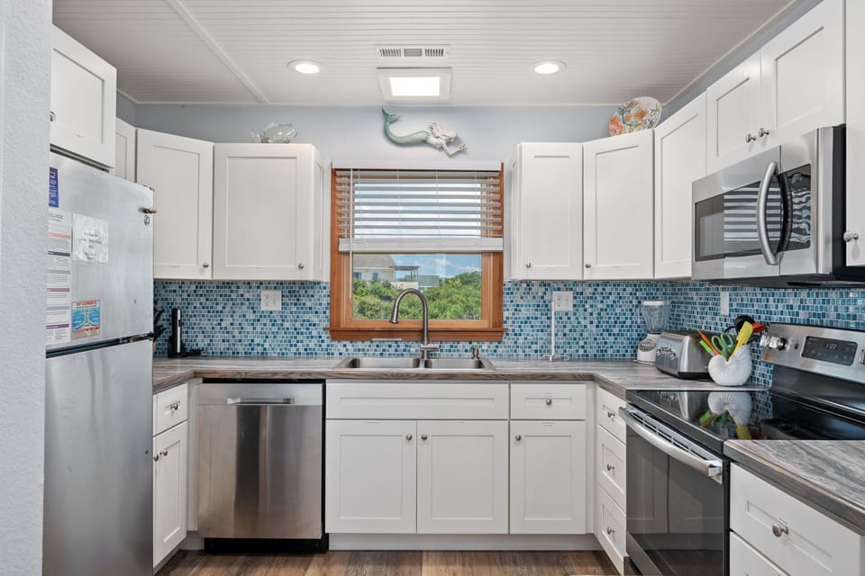 WH476: Second Wind | TL Kitchen Area