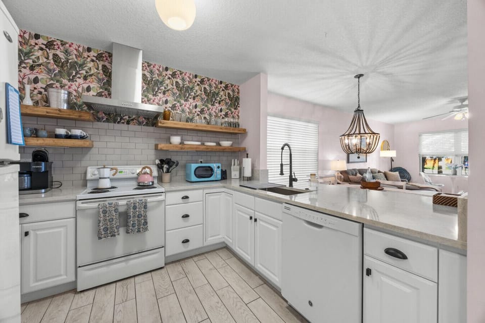 updated kitchen / dining