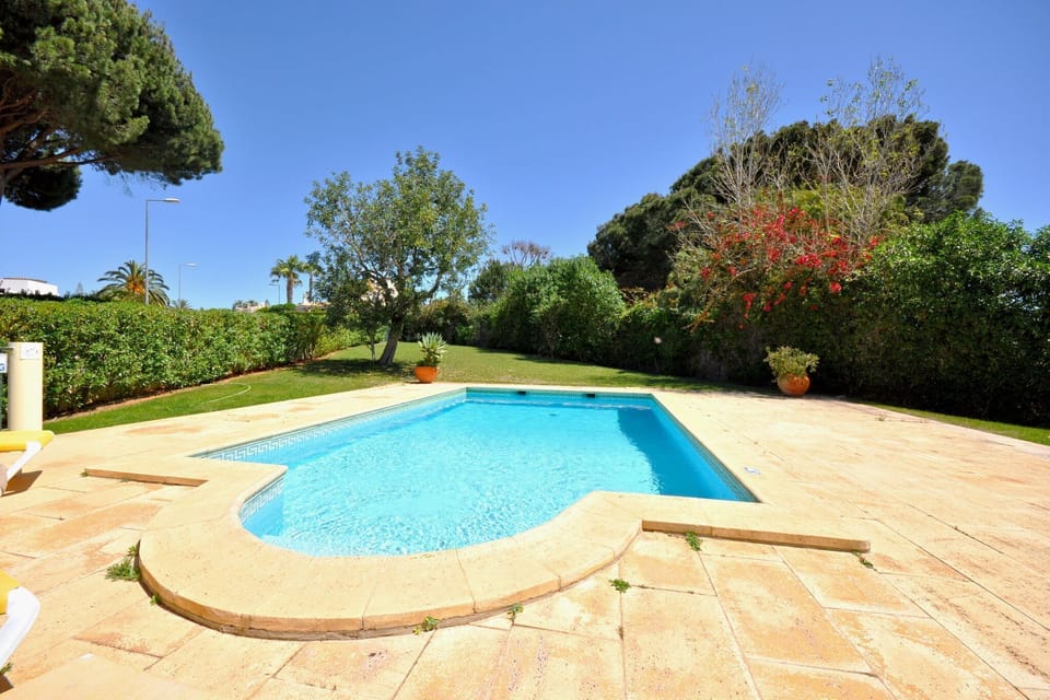 Holiday Home Swimming Pool