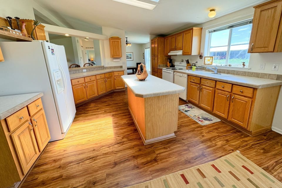 The kitchen is fully stocked — it is a breeze preparing any meal.