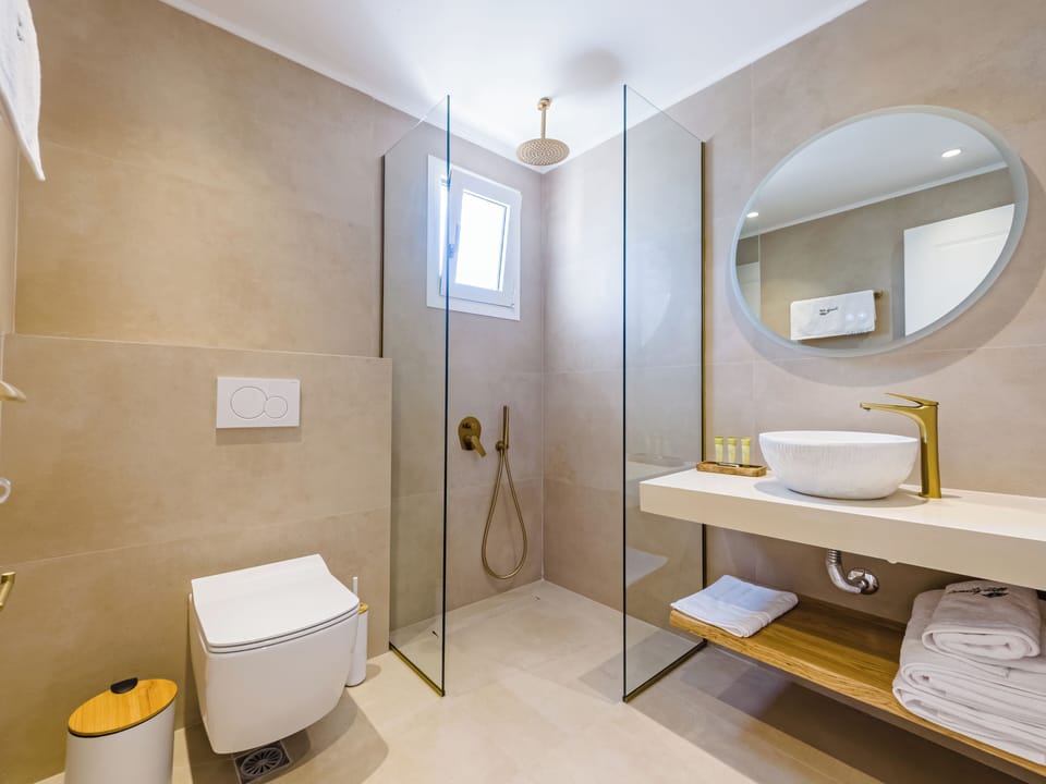 Superior Studio | Bathroom | Slippers
