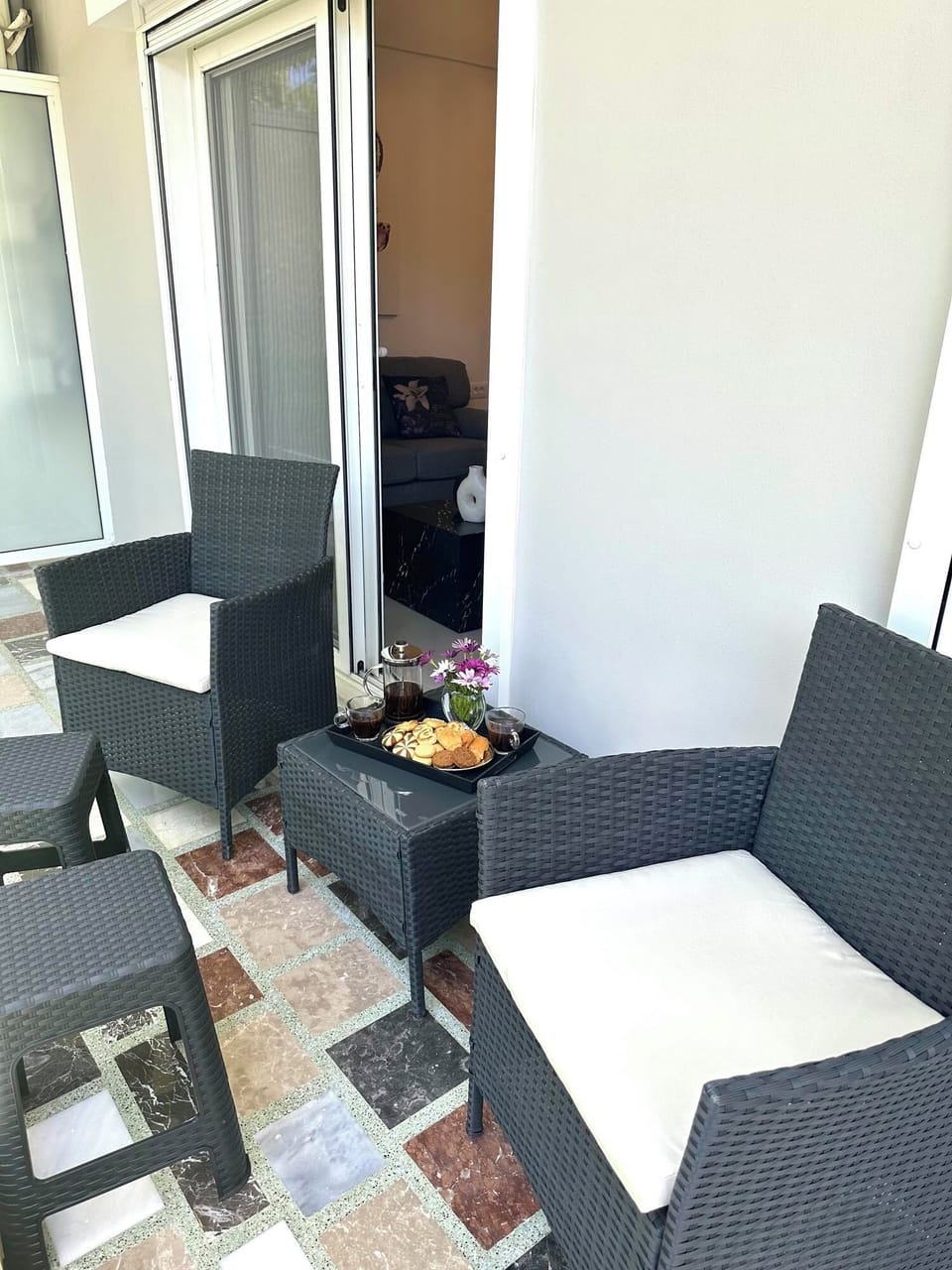 sitting area