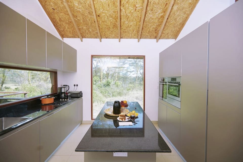 Studio (1 Bedroom) | Front of property