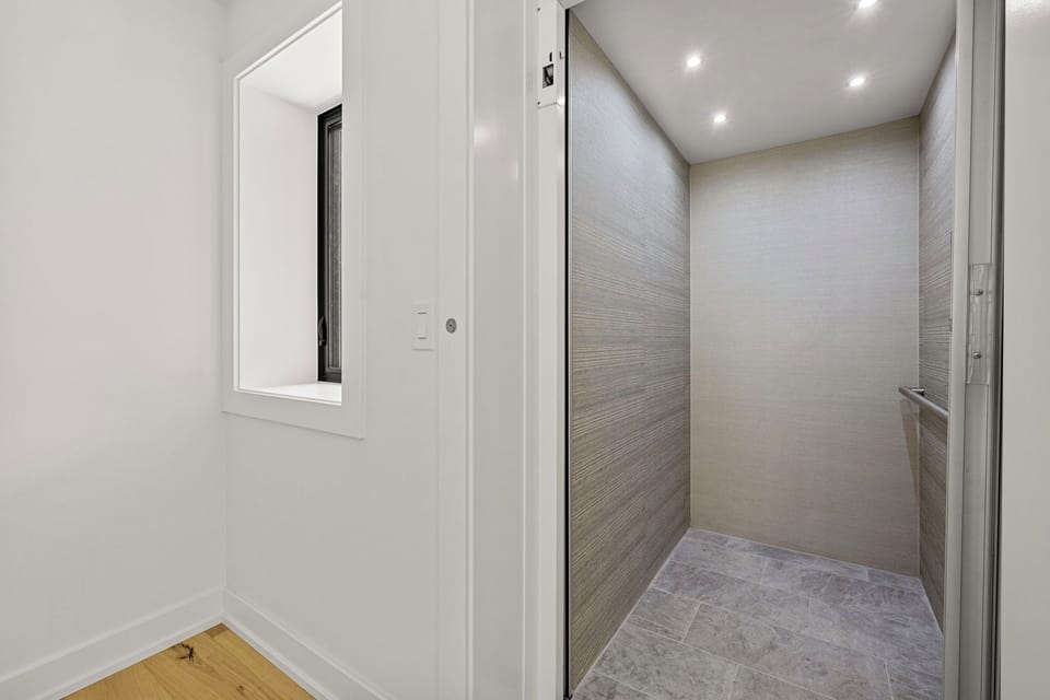 Seamless mobility with our exclusive wheelchair-accessible elevator.