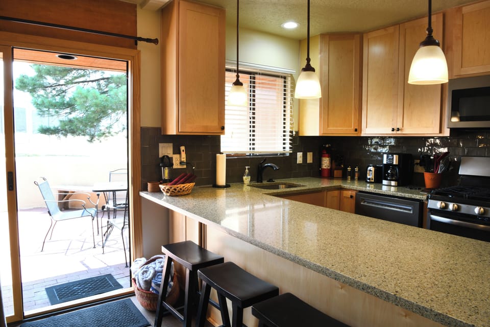 kitchen-to-patio