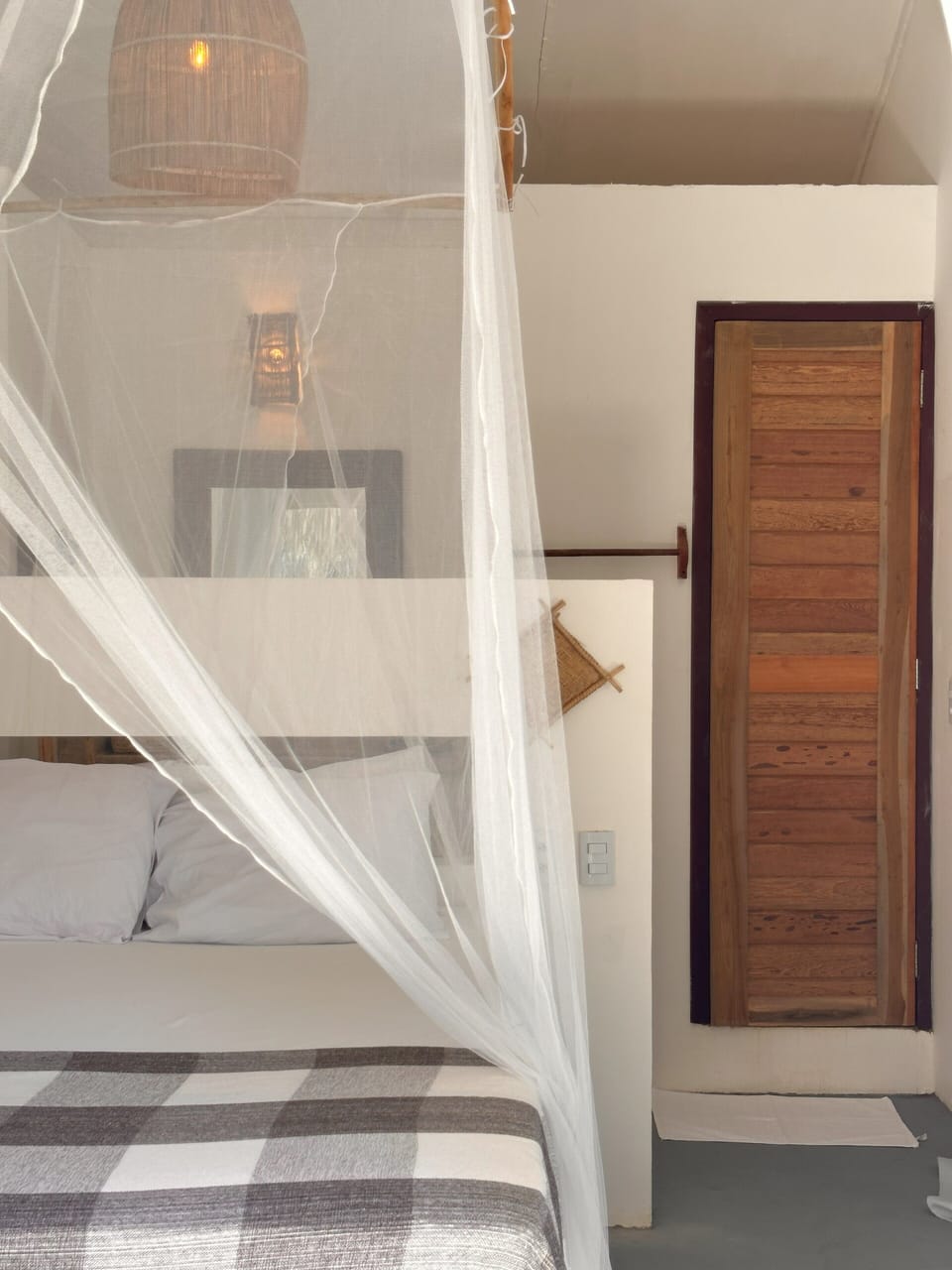 Minibar, soundproofing, free WiFi, bed sheets
