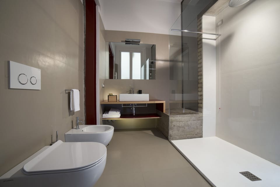 Room, City View | Bathroom | Shower, free toiletries, hair dryer, slippers