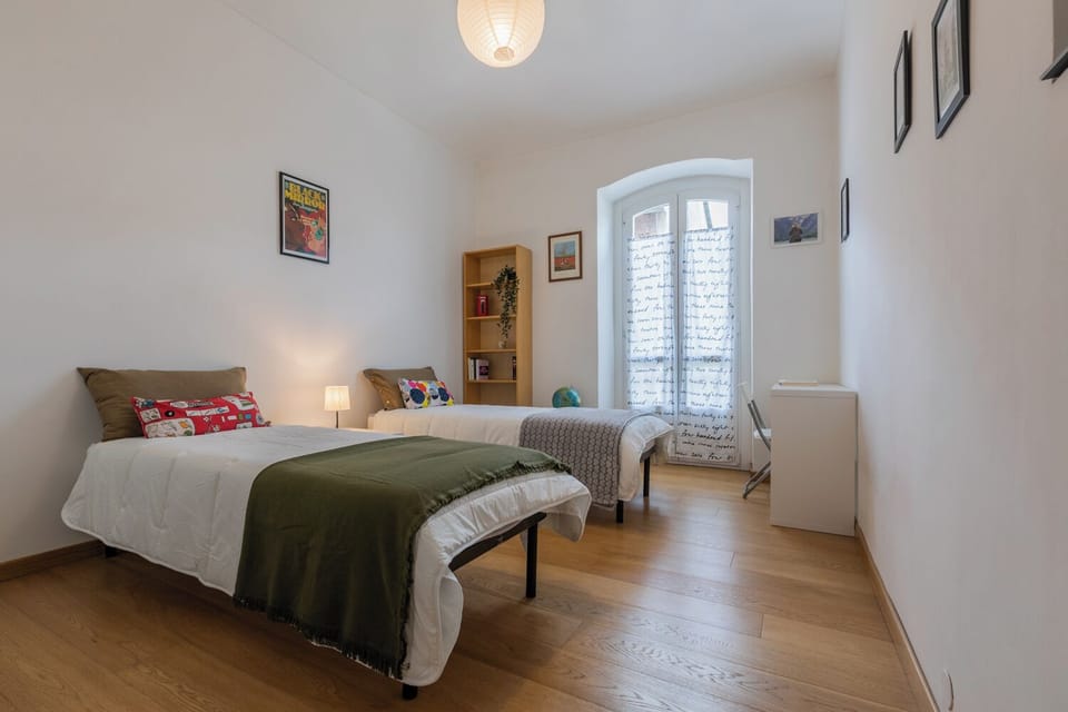 Apartment, Balcony | 2 bedrooms, desk, iron/ironing board, WiFi (free)