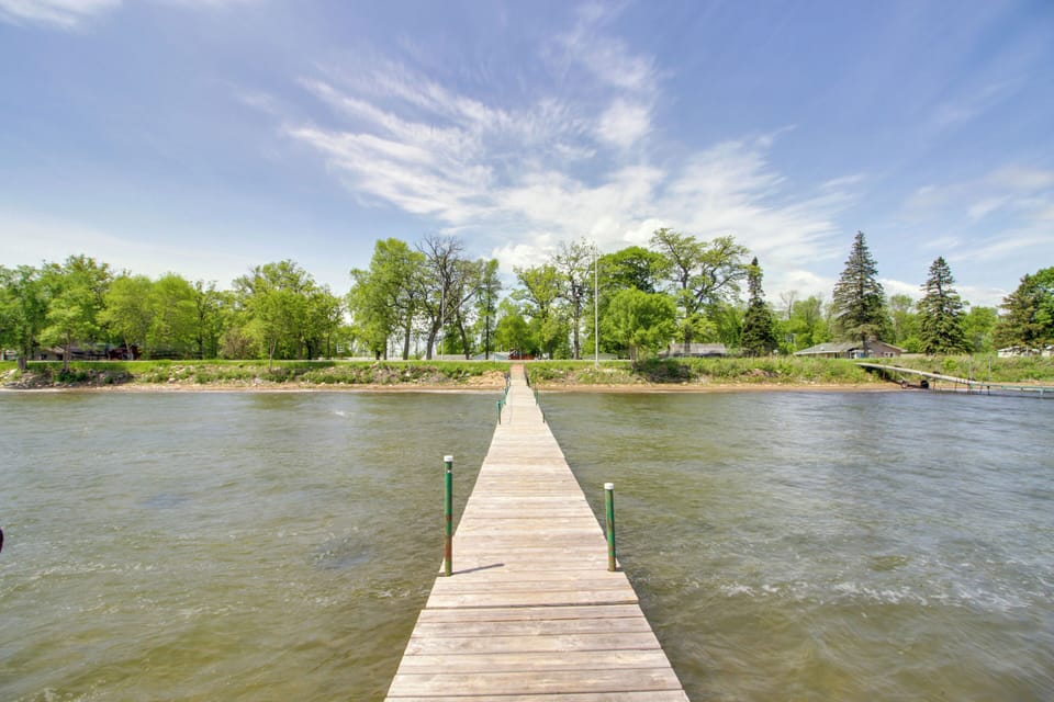 Shared Dock