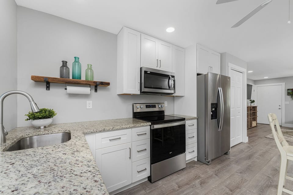 504120N20Beach20Rd20Unit204B-11