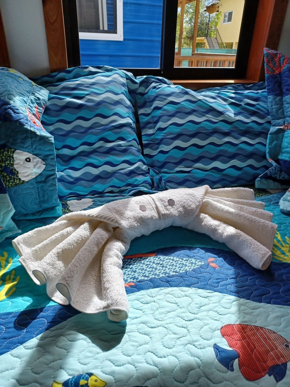 Seahorse couch