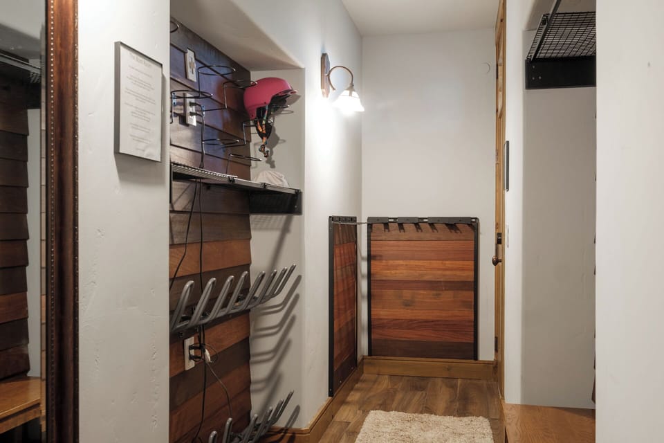 Boot & glove dryers, gear storage, bench