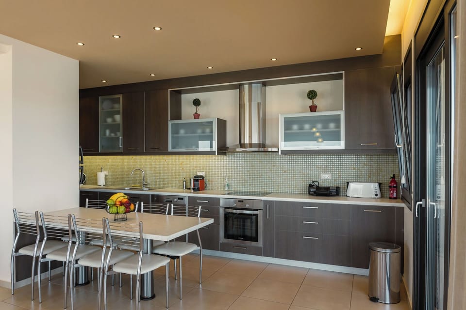 Fully equipped kitchen with all modern appliances