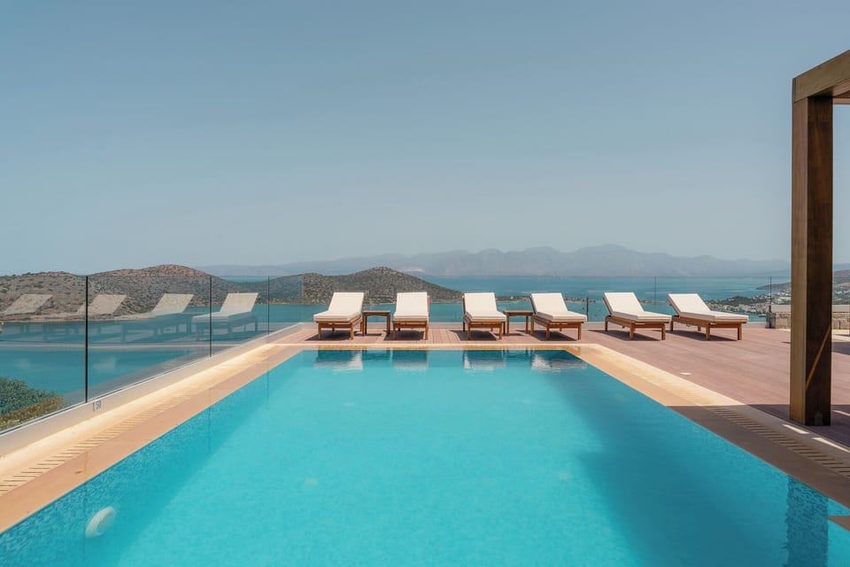 Unobstructed views of Spinalonga island!
