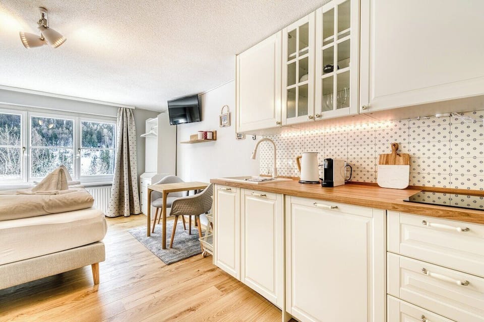 Small kitchen bedroom 2  (groundfloor)