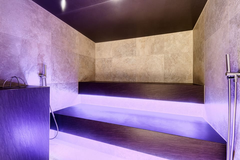 Steam sauna with lighting in Chalet Lilly – Luxury in Lech am Arlberg.