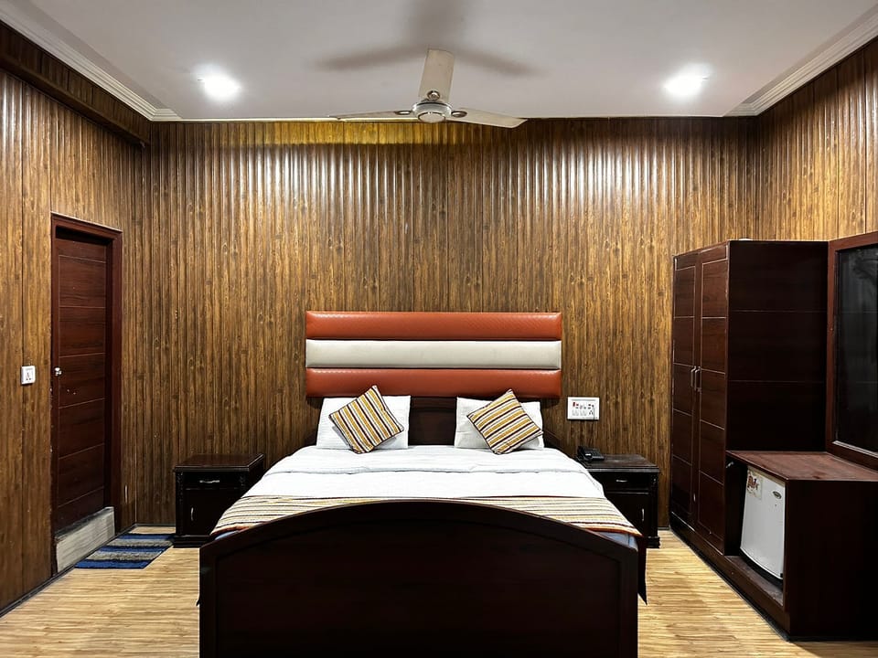Standard Room | Free WiFi