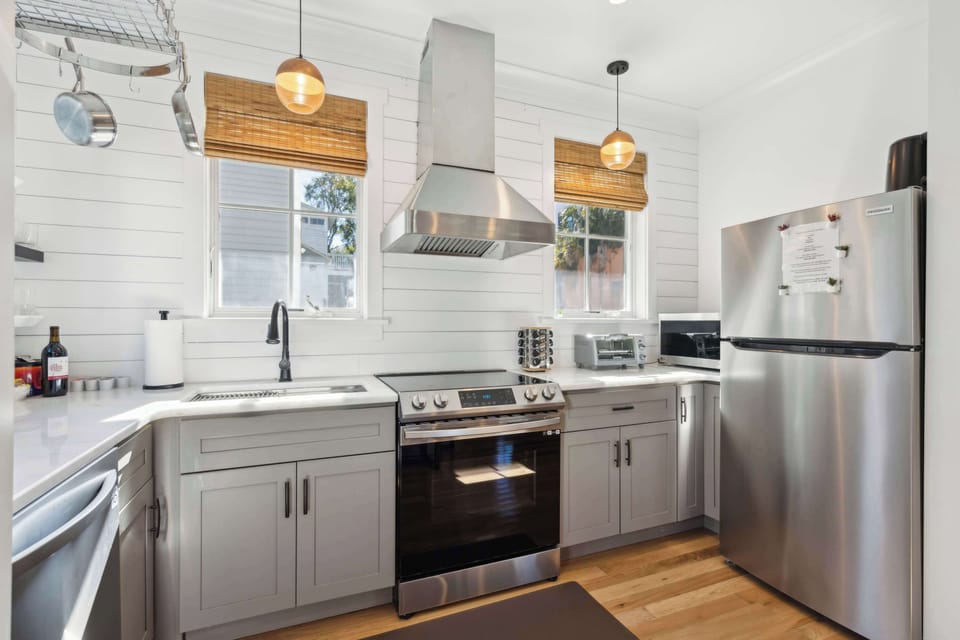 fully stocked kitchen