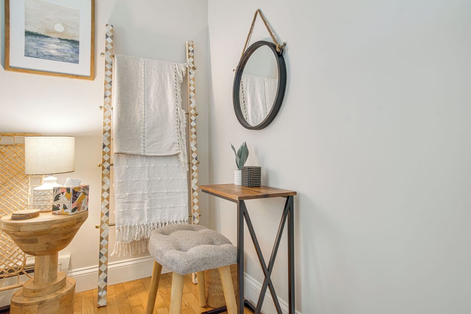 Cottage (2 Bedrooms) | Interior