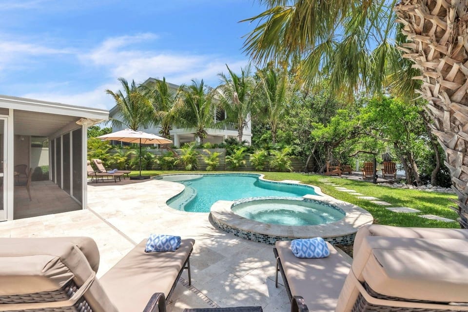 House, 2 Bedrooms | Pool