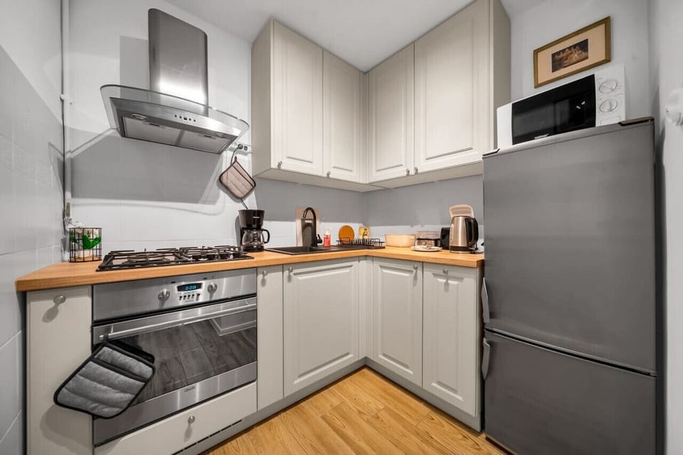 Fully Equipped Kitchen | Book Now with RENTUJEMY